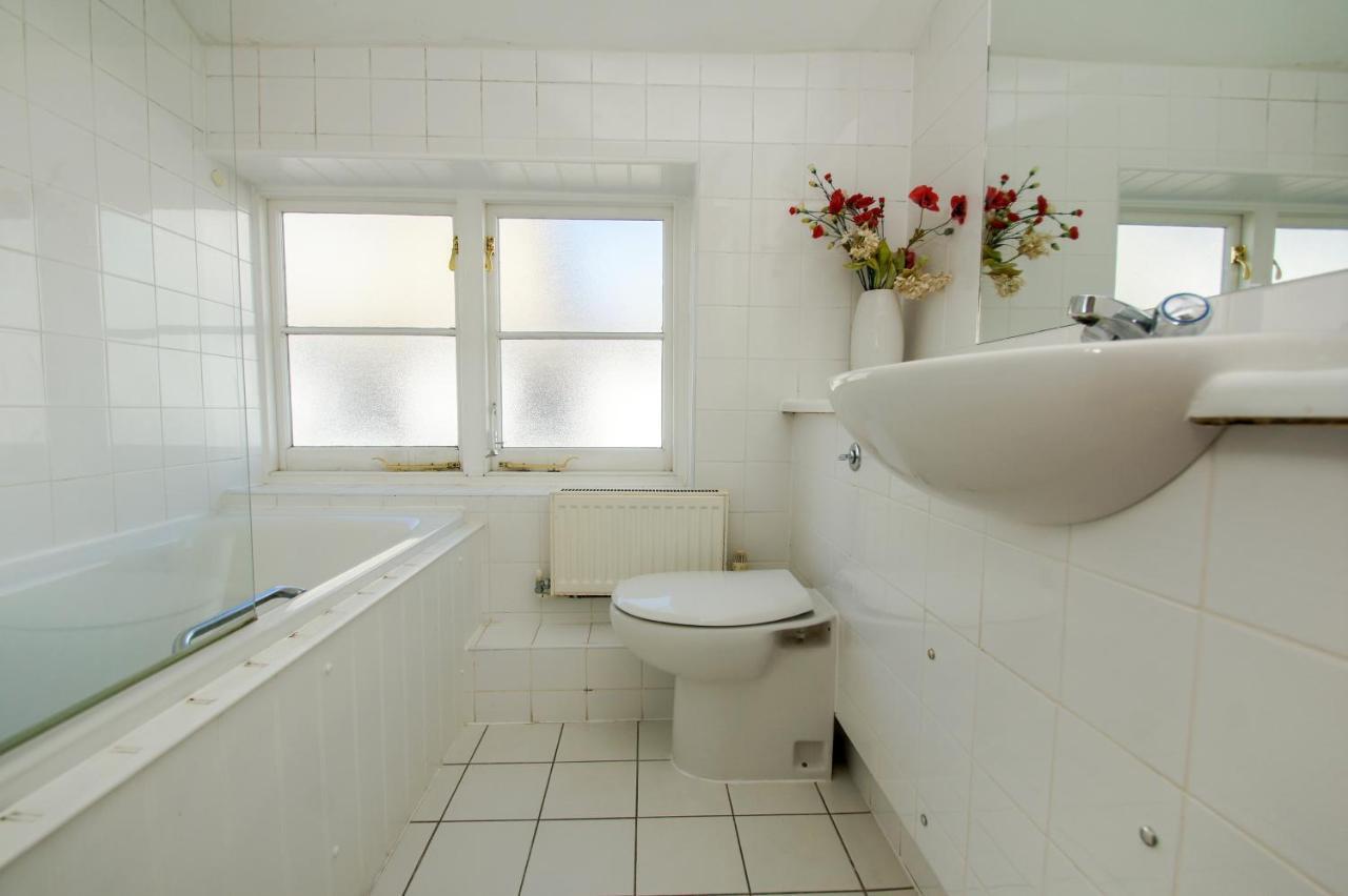 Kemp Town House - Parking - By Brighton Holiday Lets Esterno foto