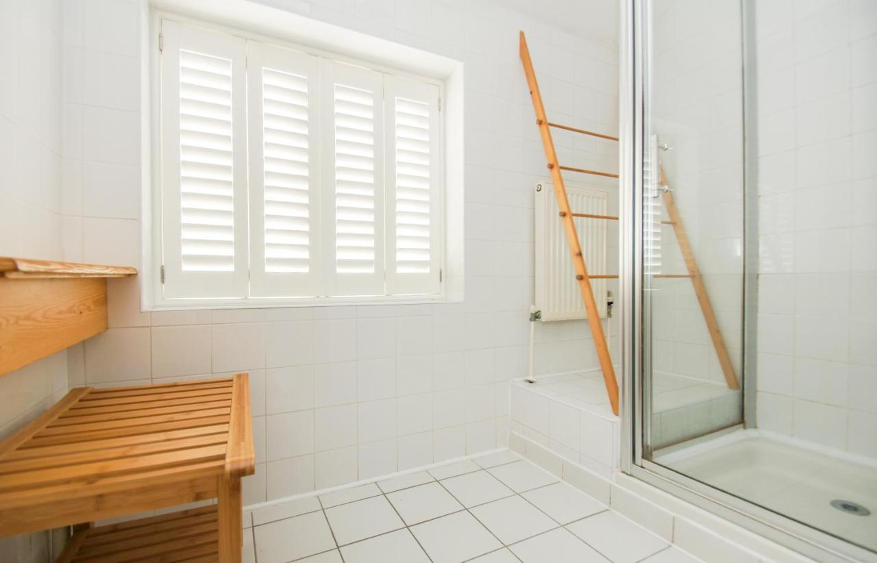 Kemp Town House - Parking - By Brighton Holiday Lets Esterno foto